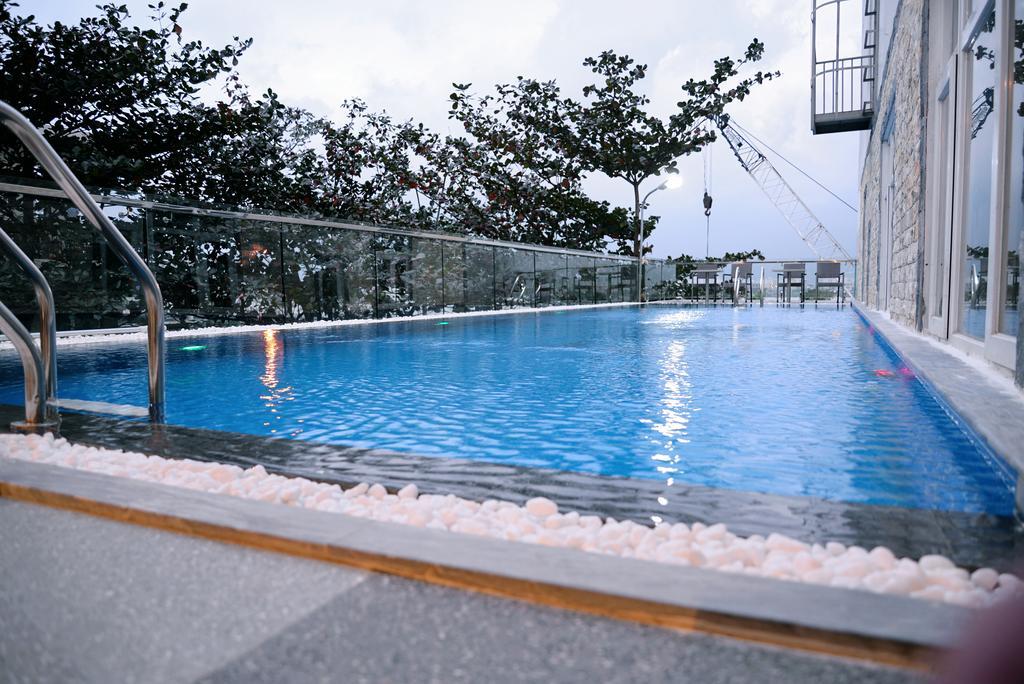 Night Sky Hotel 2*