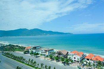 Khách sạn Sea Front