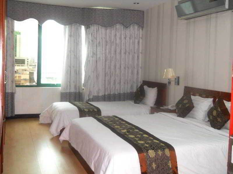 Pacific Hotel 2*