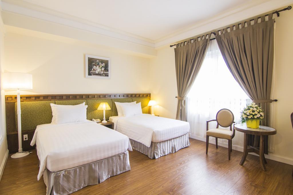 Hotel Phoenix