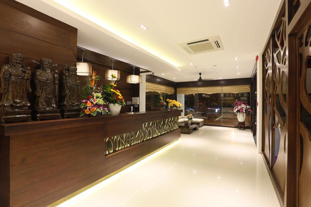 Sea Flower Hotel