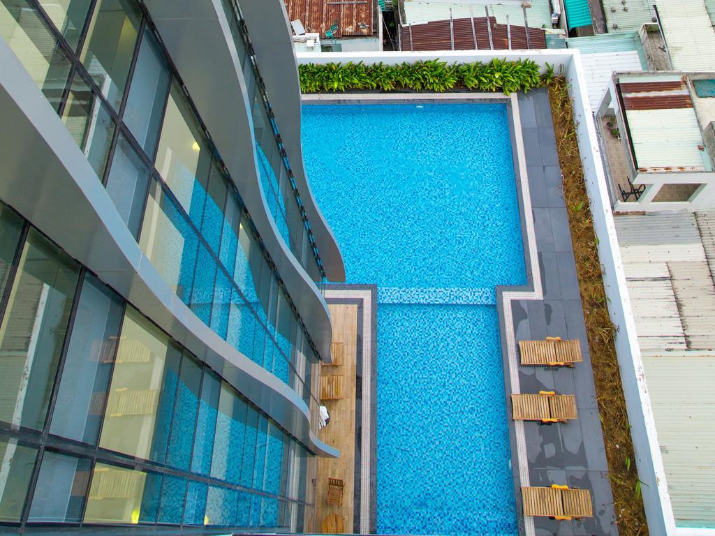 River Hotel 3*