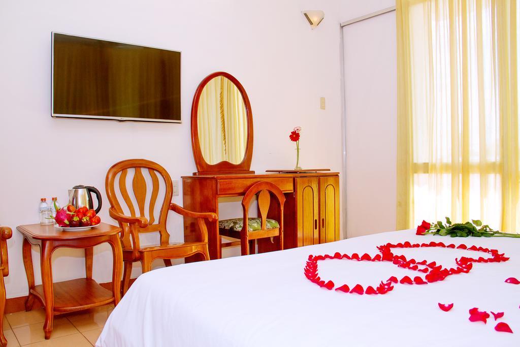 Aurora Hotel 2*