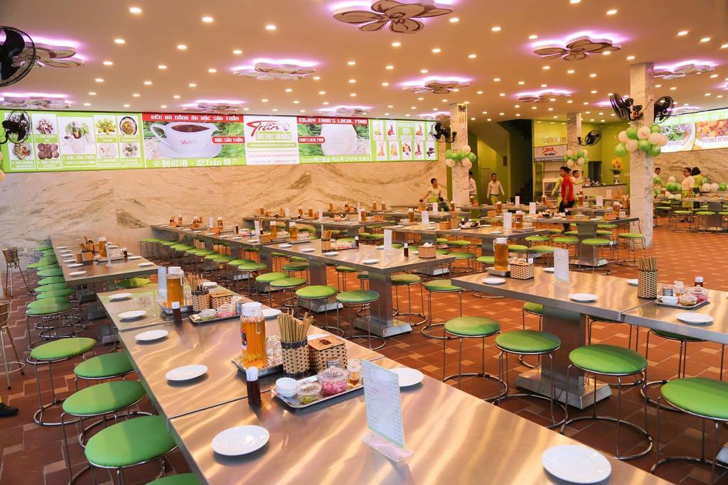 Ngoi Nha Xanh Hotel