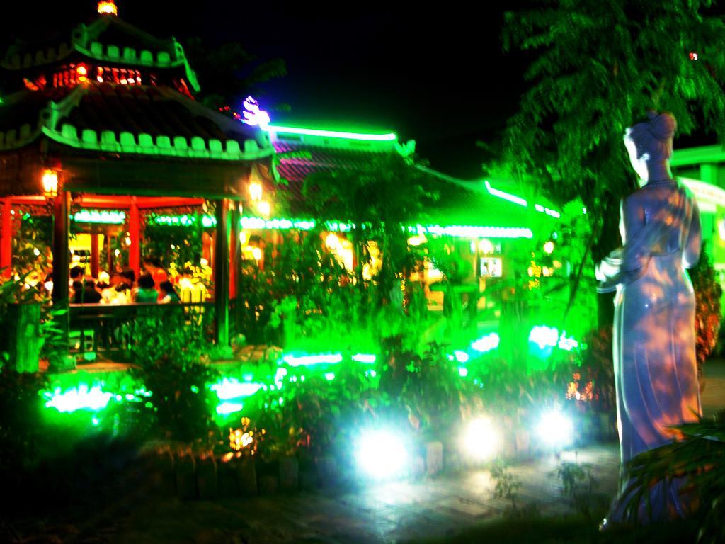 Hotel Ngoi Nha Xanh