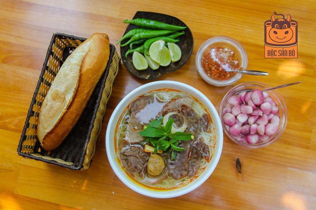 Hotel Ngoi Nha Xanh 3*