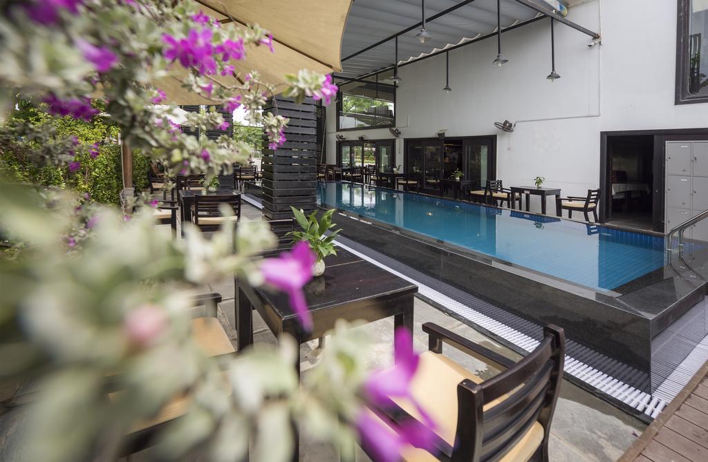 Hotel Sea Flower 3*