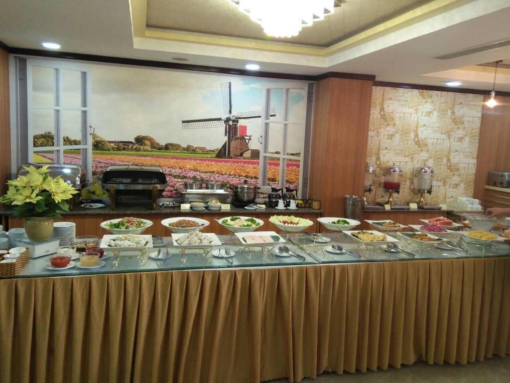 Hotel Kay - Near Dragon Bridge 3*
