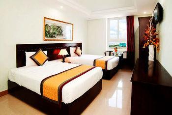 Hotel Jay Grand 3*