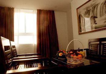 Hotel Jay Grand