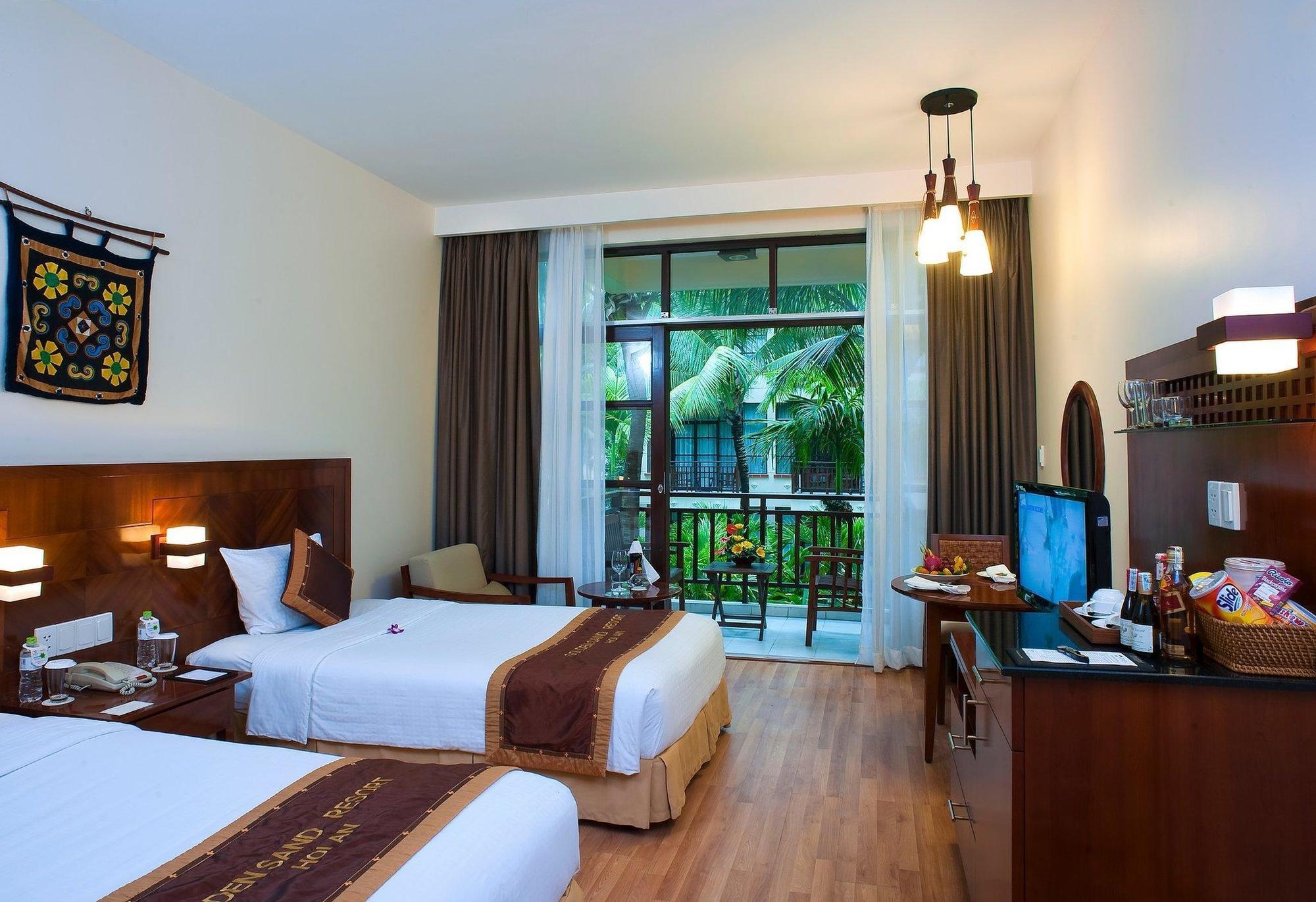 Khu nghỉ mát Golden And 5*