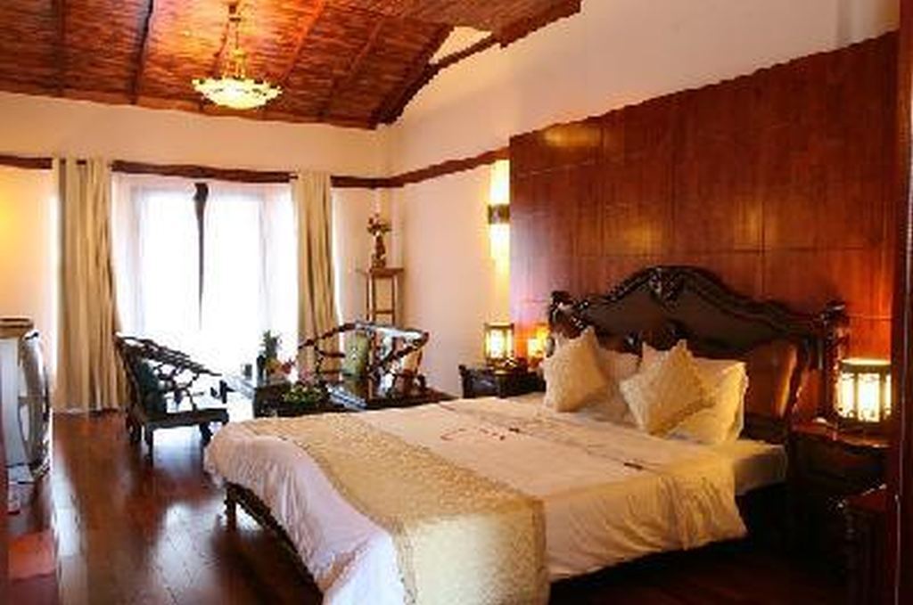 Vinh Hung Riverside Resort&spa