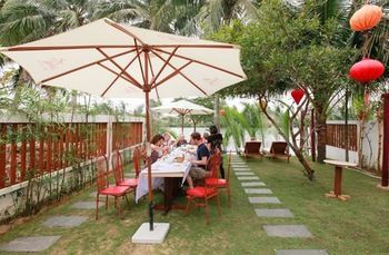Biệt thự Riverside Oasis