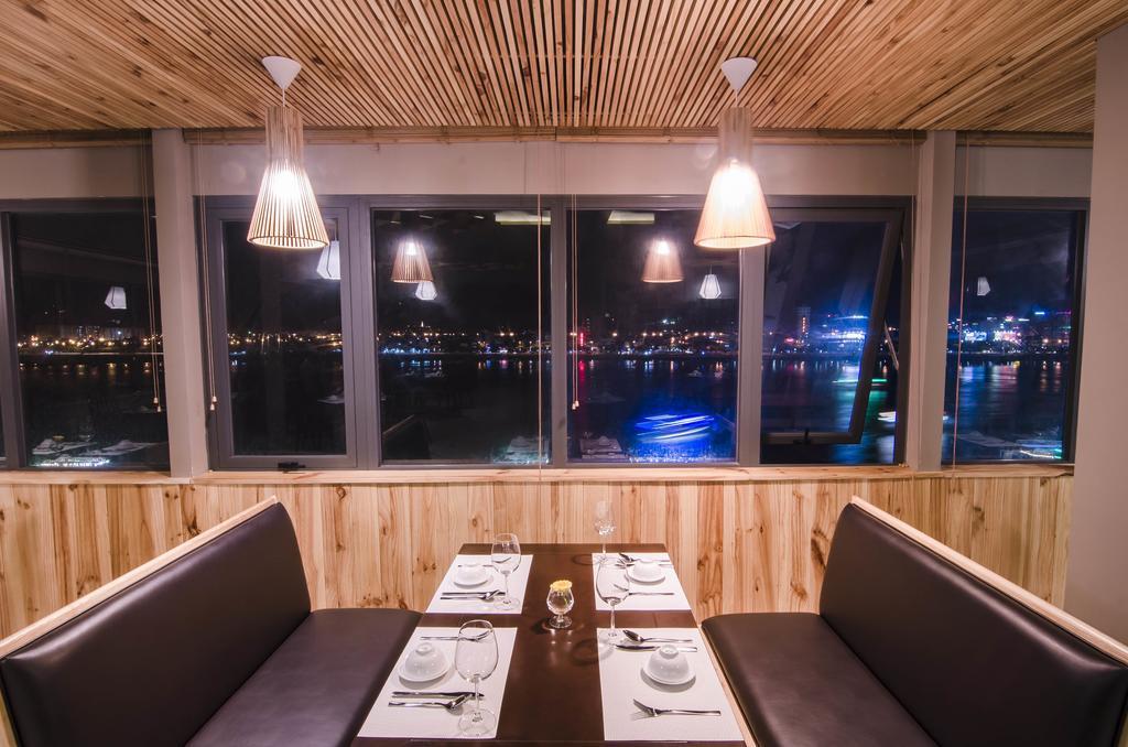 Kaka River Hotel