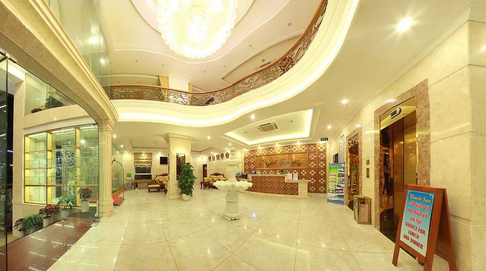 Royal Family Hotel Đà Nẵng