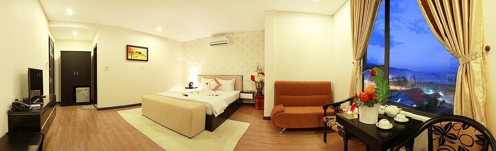 Rich Land Hotel