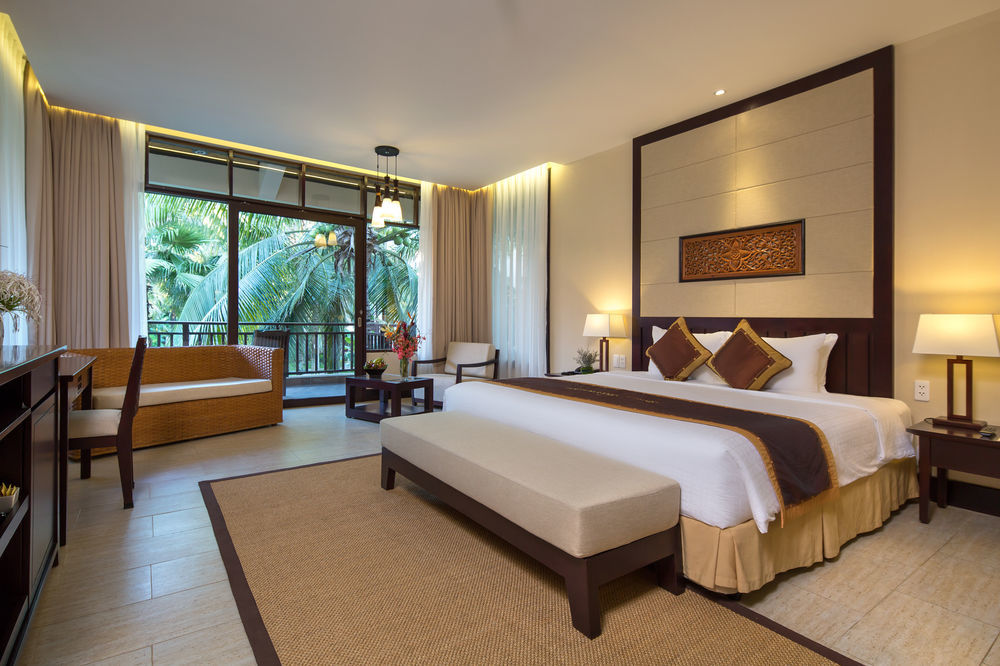 Golden And Khu nghỉ mát 5*