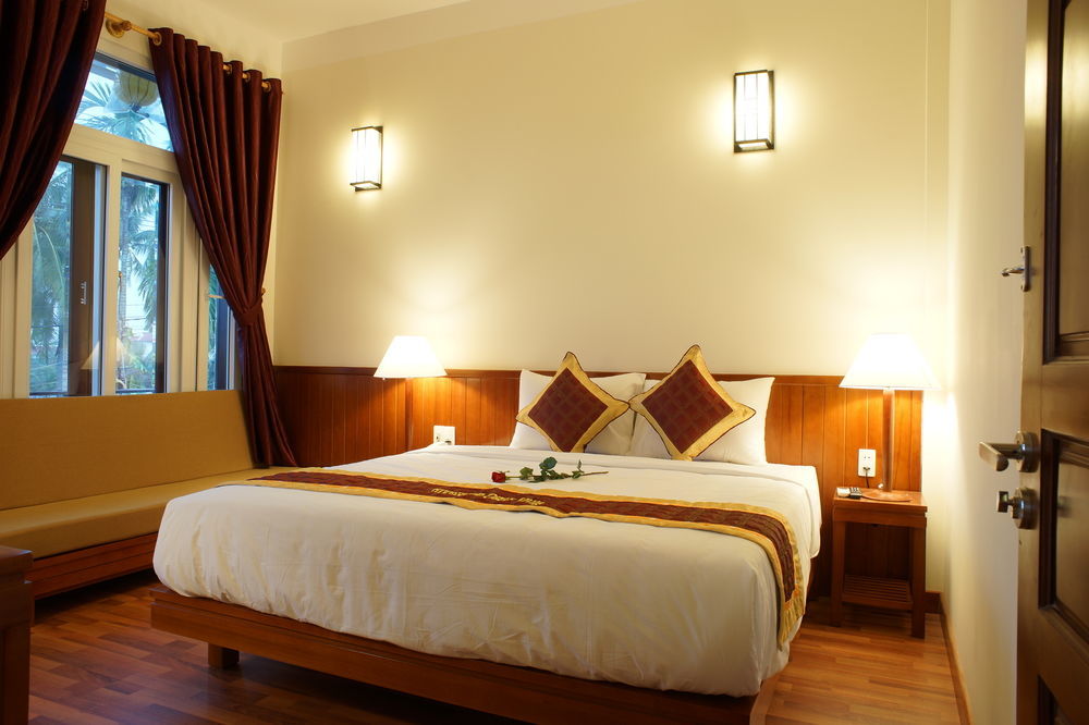 Riverside Oasis Hội An