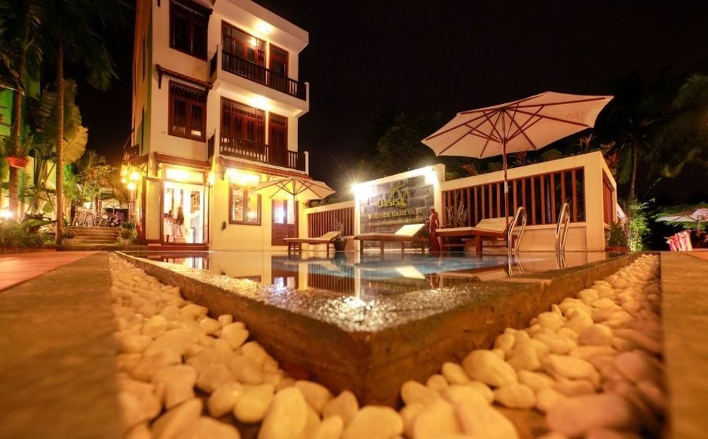Riverside Oasis Biệt thự *