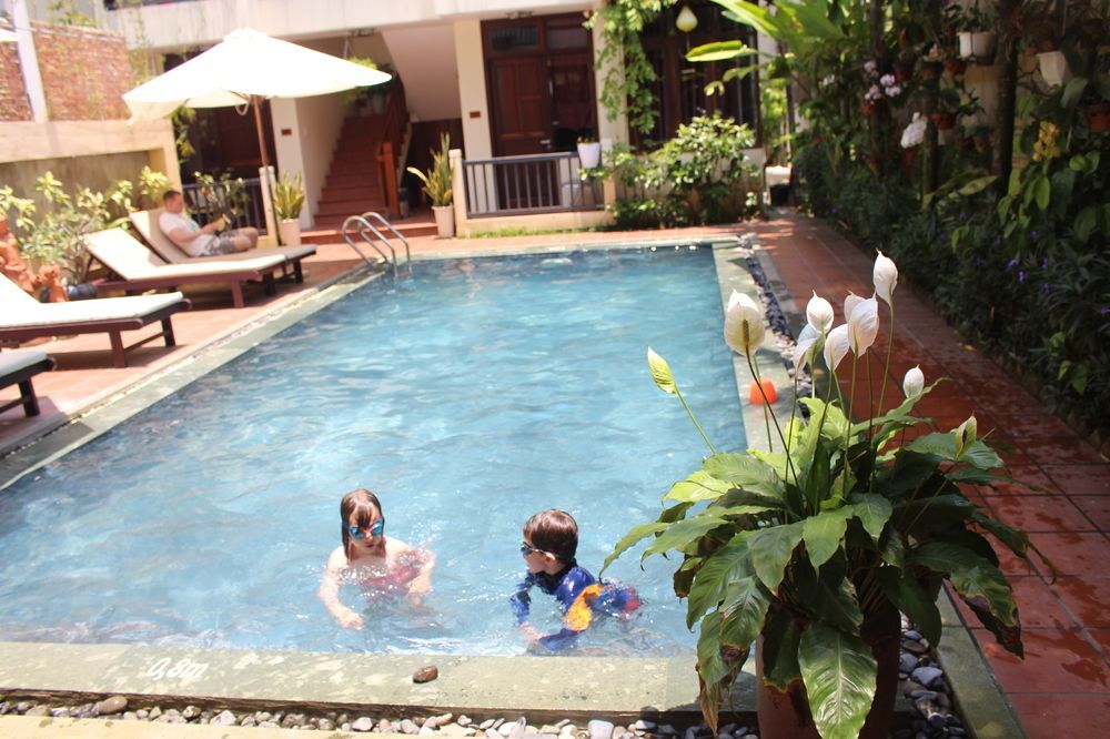 Riverside Oasis Biệt thự
