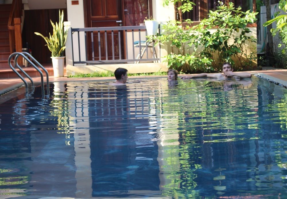 Biệt thự Riverside Oasis *