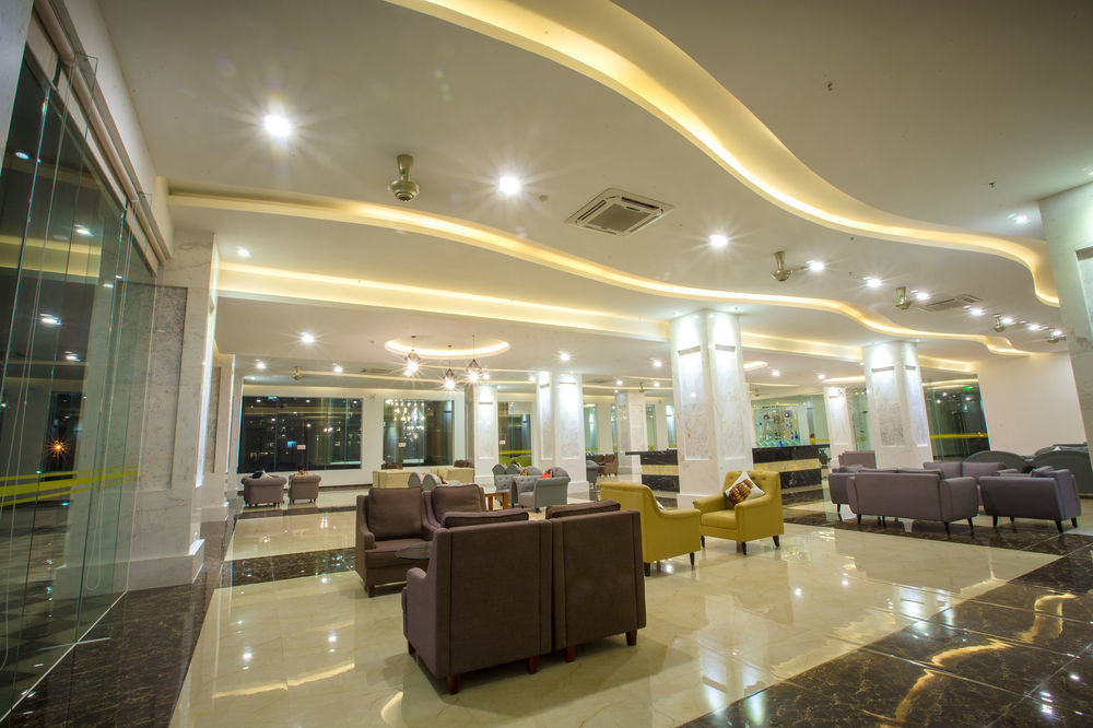 Golden Peak & Spa Resort