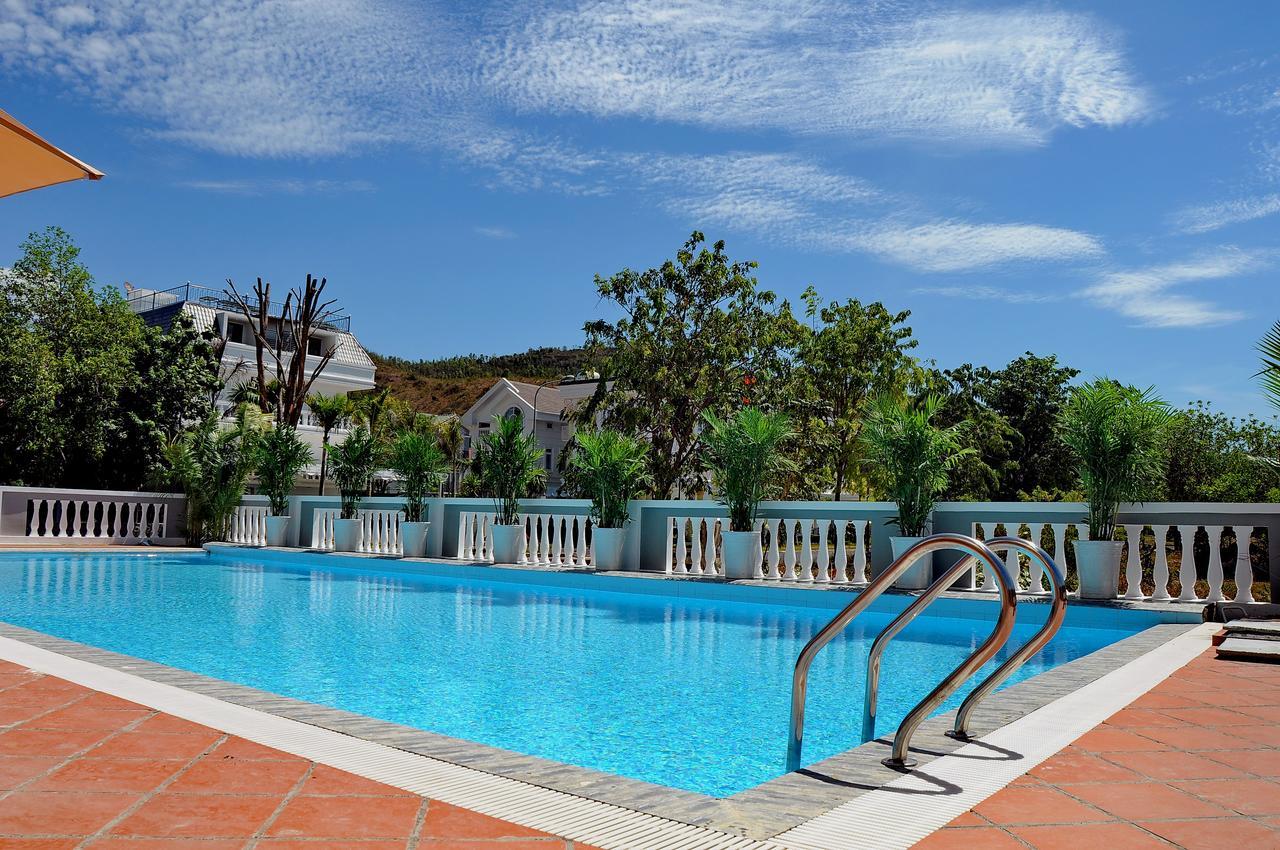 Hotel Verano Nha Trang