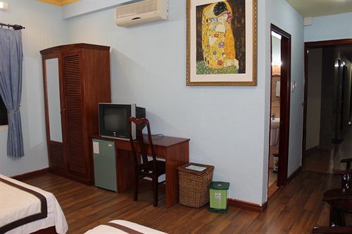 Nha Trang Beach Hotel 3*
