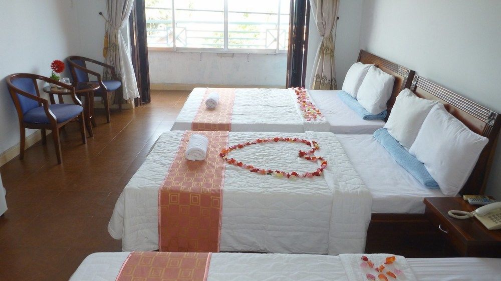 Hotel Bien Viet Nha Trang