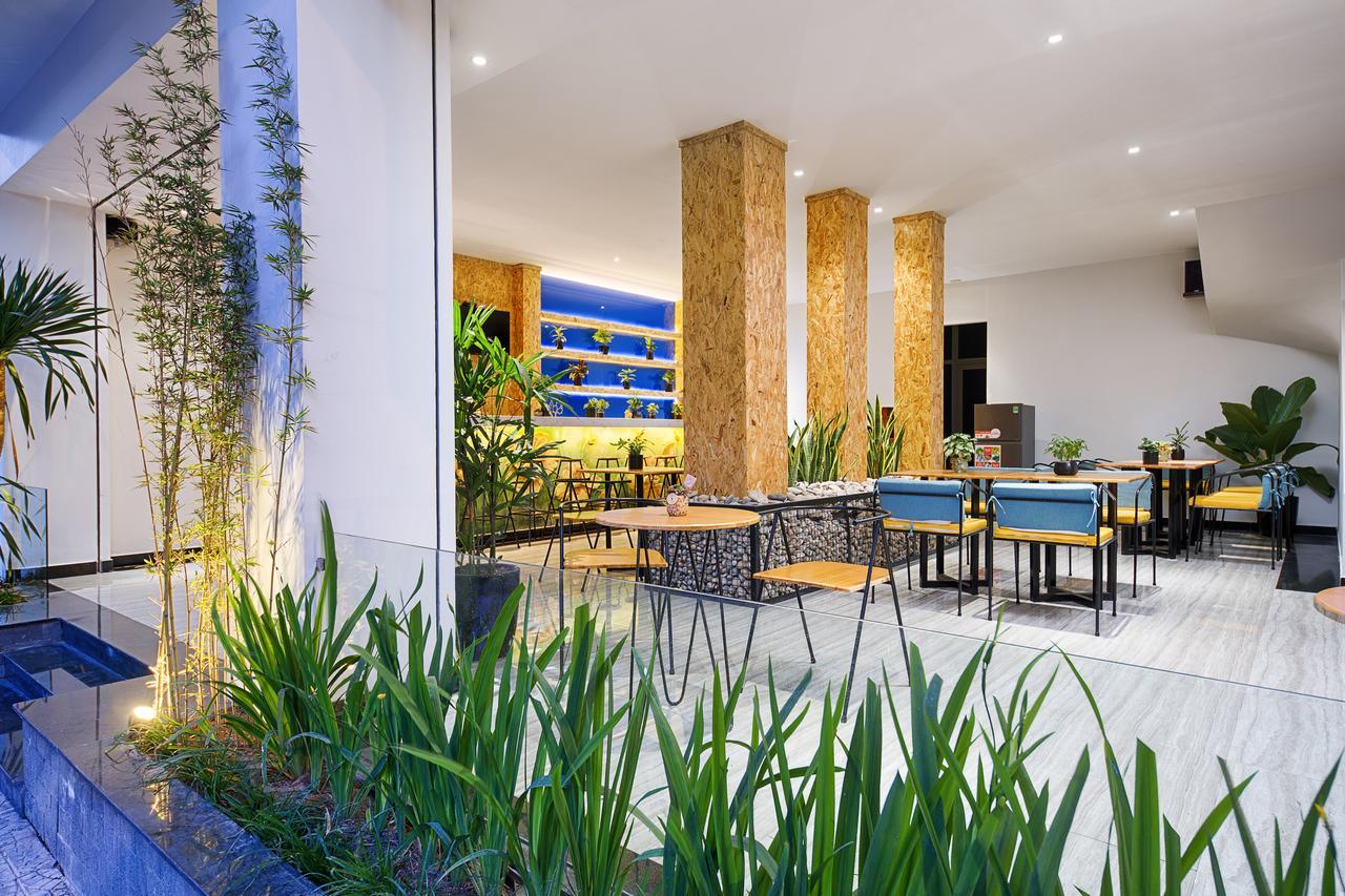 Hotel Essenza & 3*