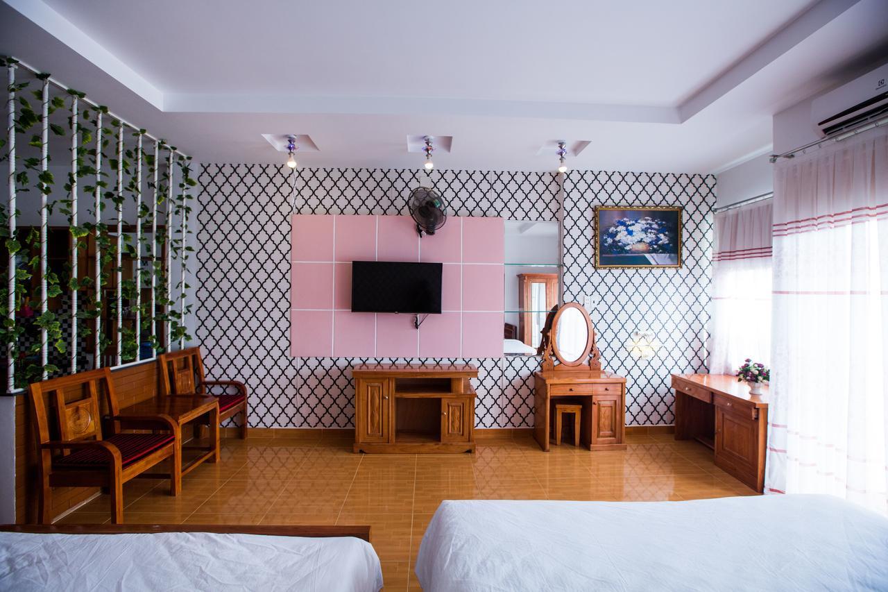 Minh Vu * Vung Tau
