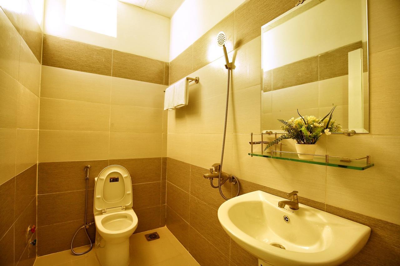 Hoang Linh Hotel 2*