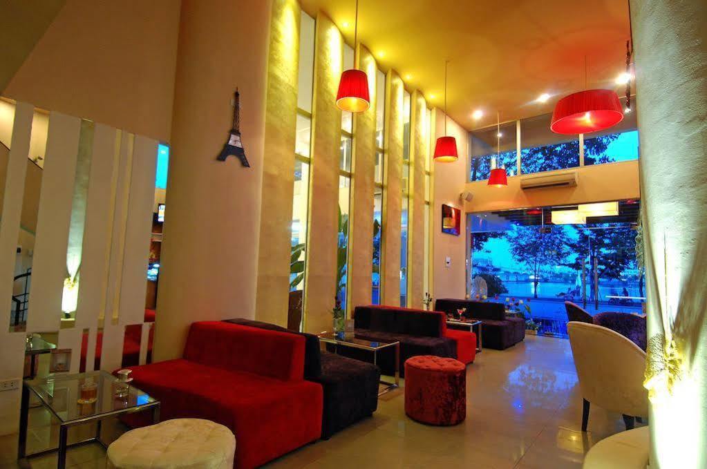 Bamboo Riverside