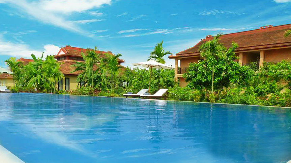 Resort Riverside Boutique & Hue