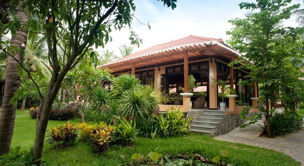 Vinh Hung Riverside Resort&spa 4*