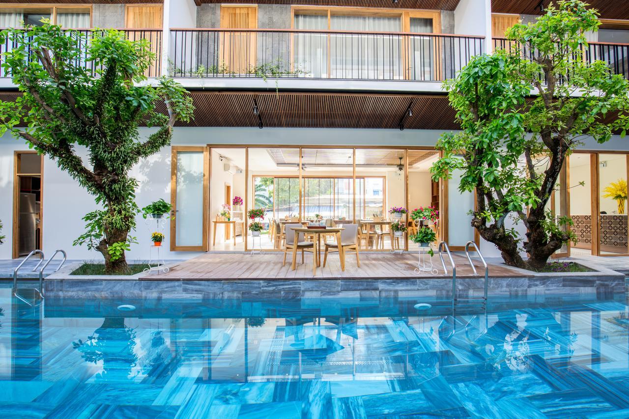 Hotel Tam House