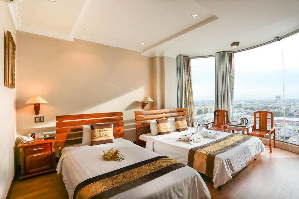 Adina Hotel