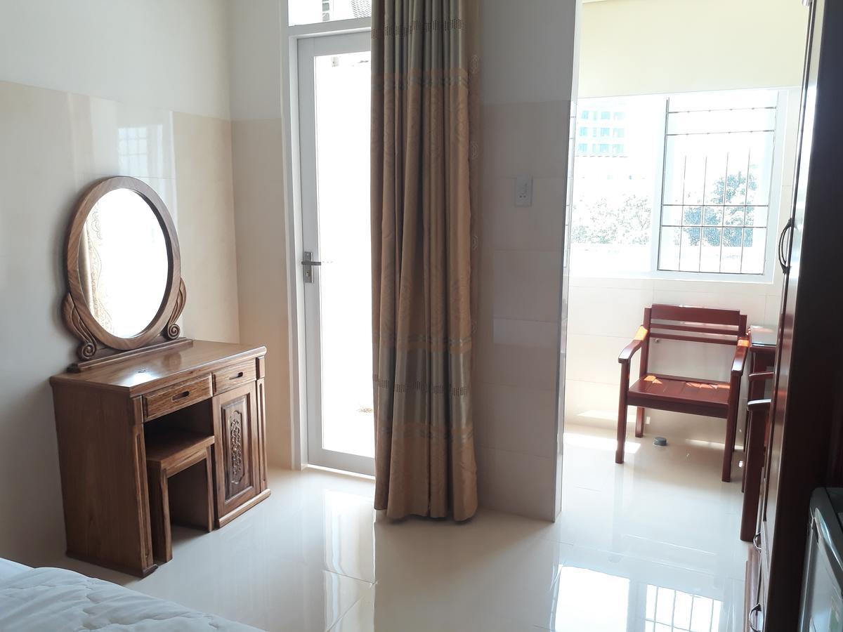 Duy Huy & Khách sạn Nha Trang