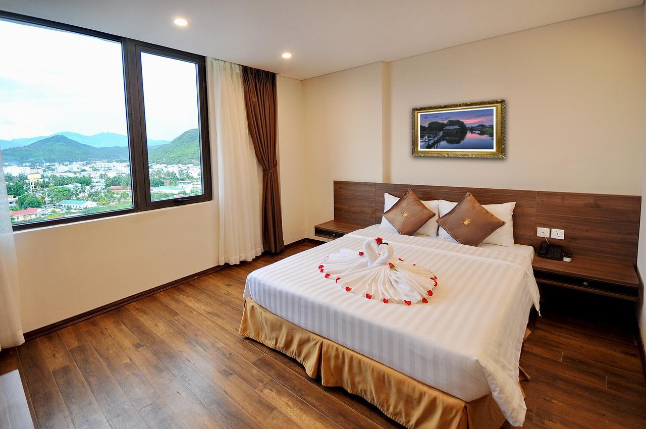 Lenid Ocean View 4* Nha Trang