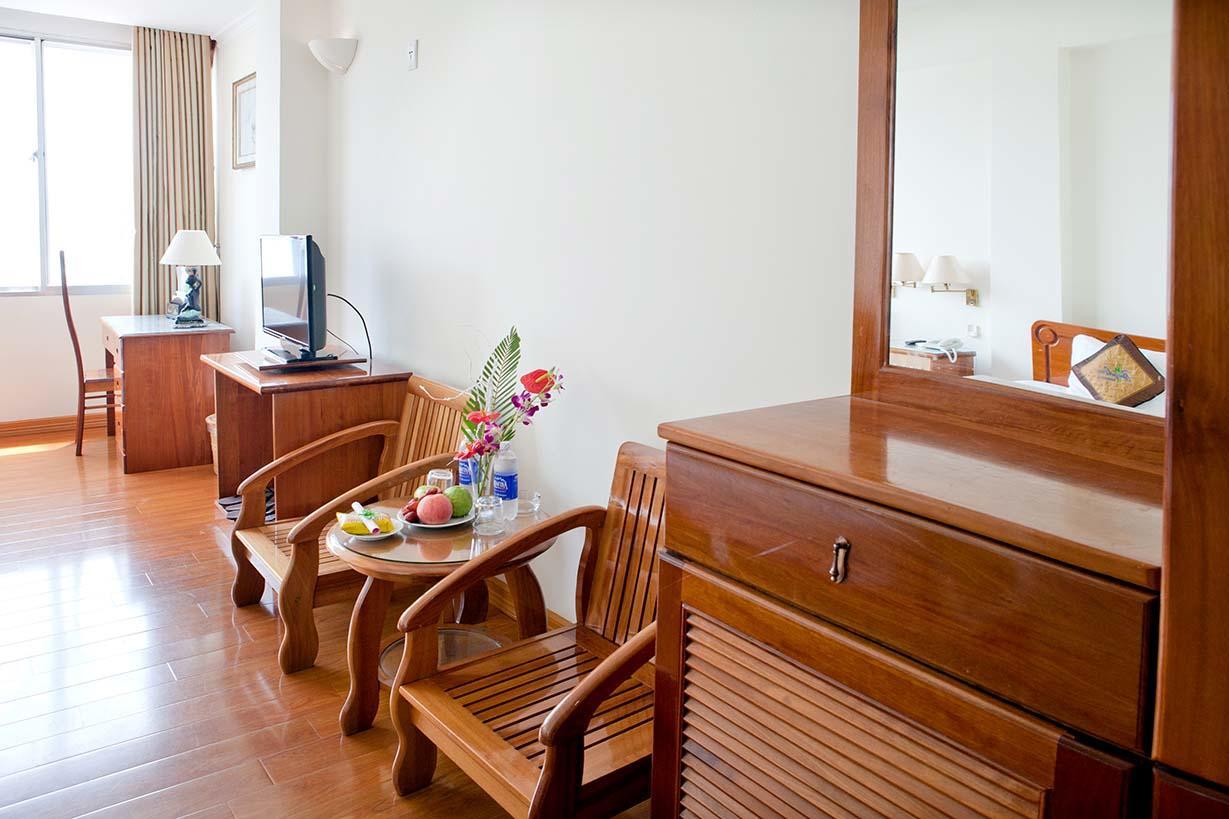 Bamboo Riverside Hotel