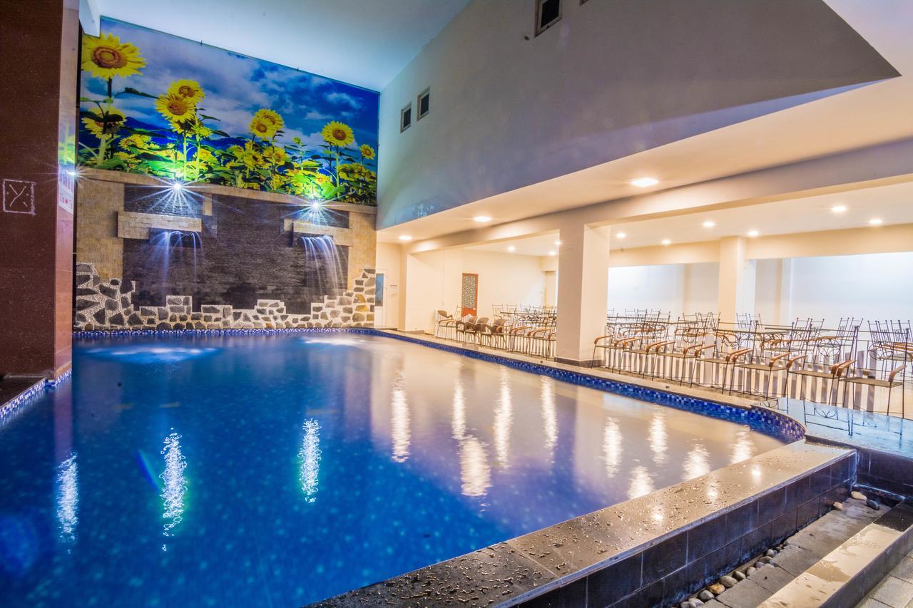 Spring Hotel 3*