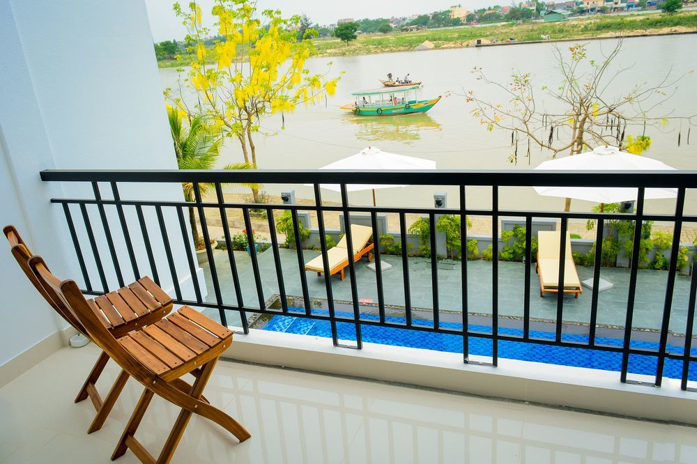 Hotel Riverside White House Boutique 3*