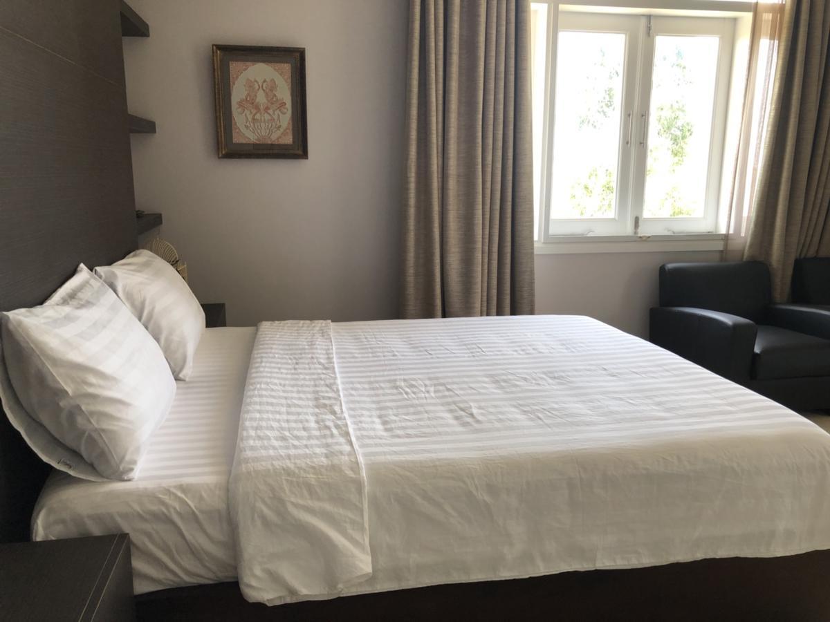 Luxsea Villa *