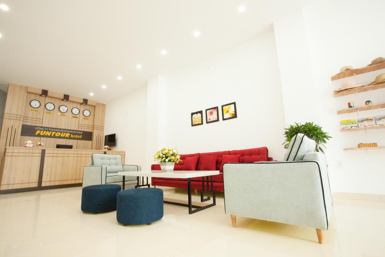 Hotel Funtour Da Nang