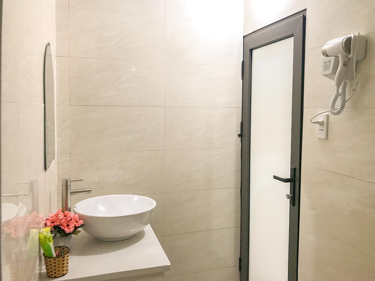 Hotel Funtour Da Nang