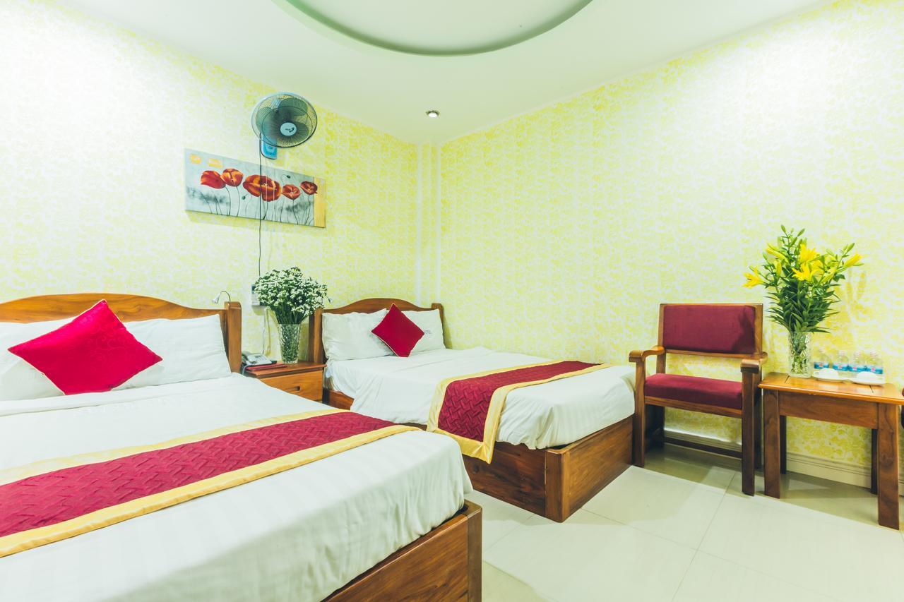 San San Hotel