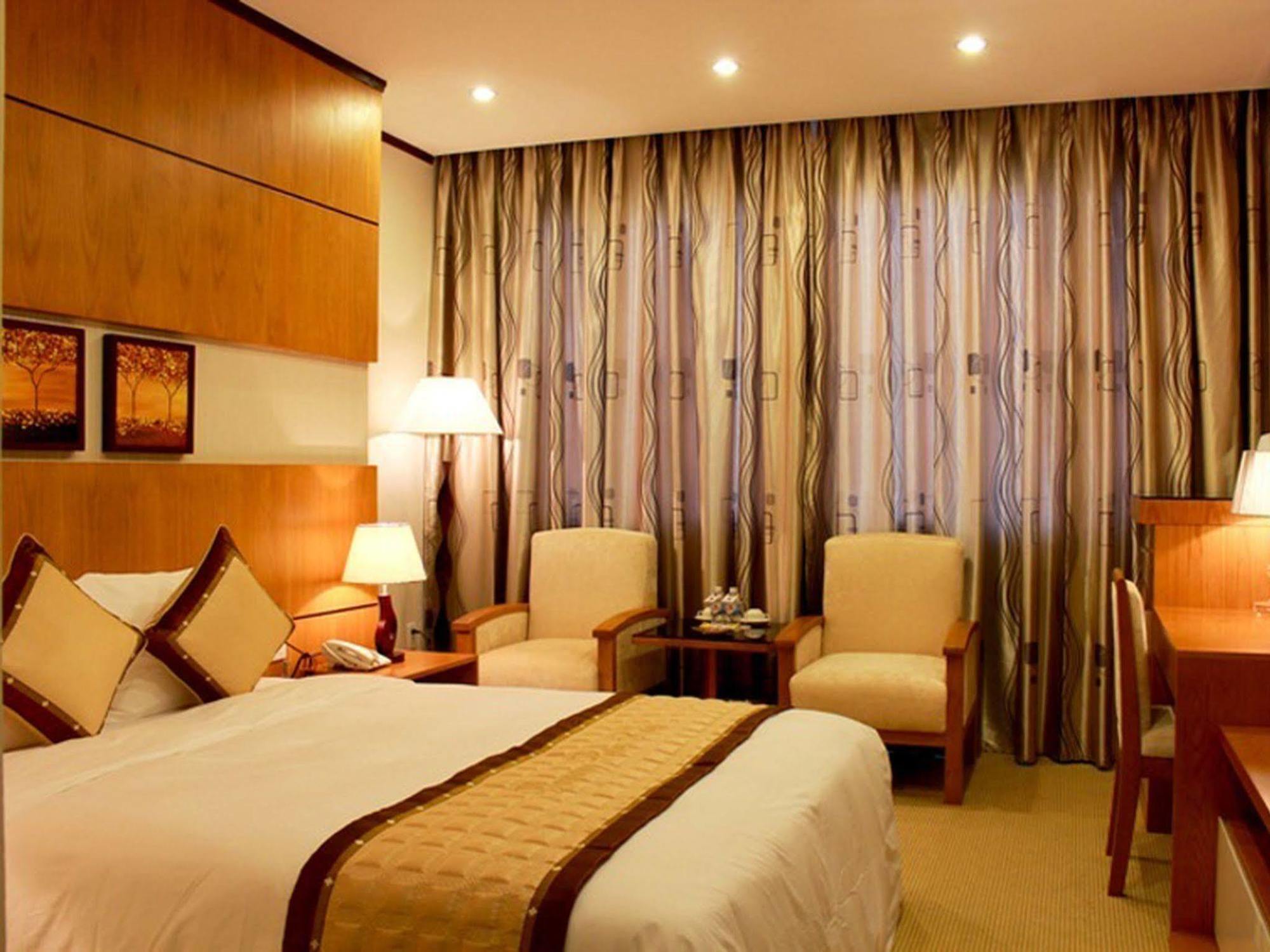 Petro Hotel