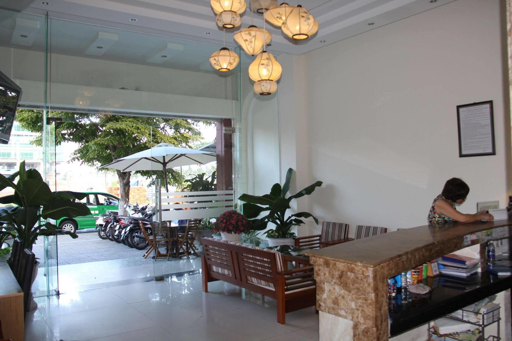 Trung Duong Hotel 2*