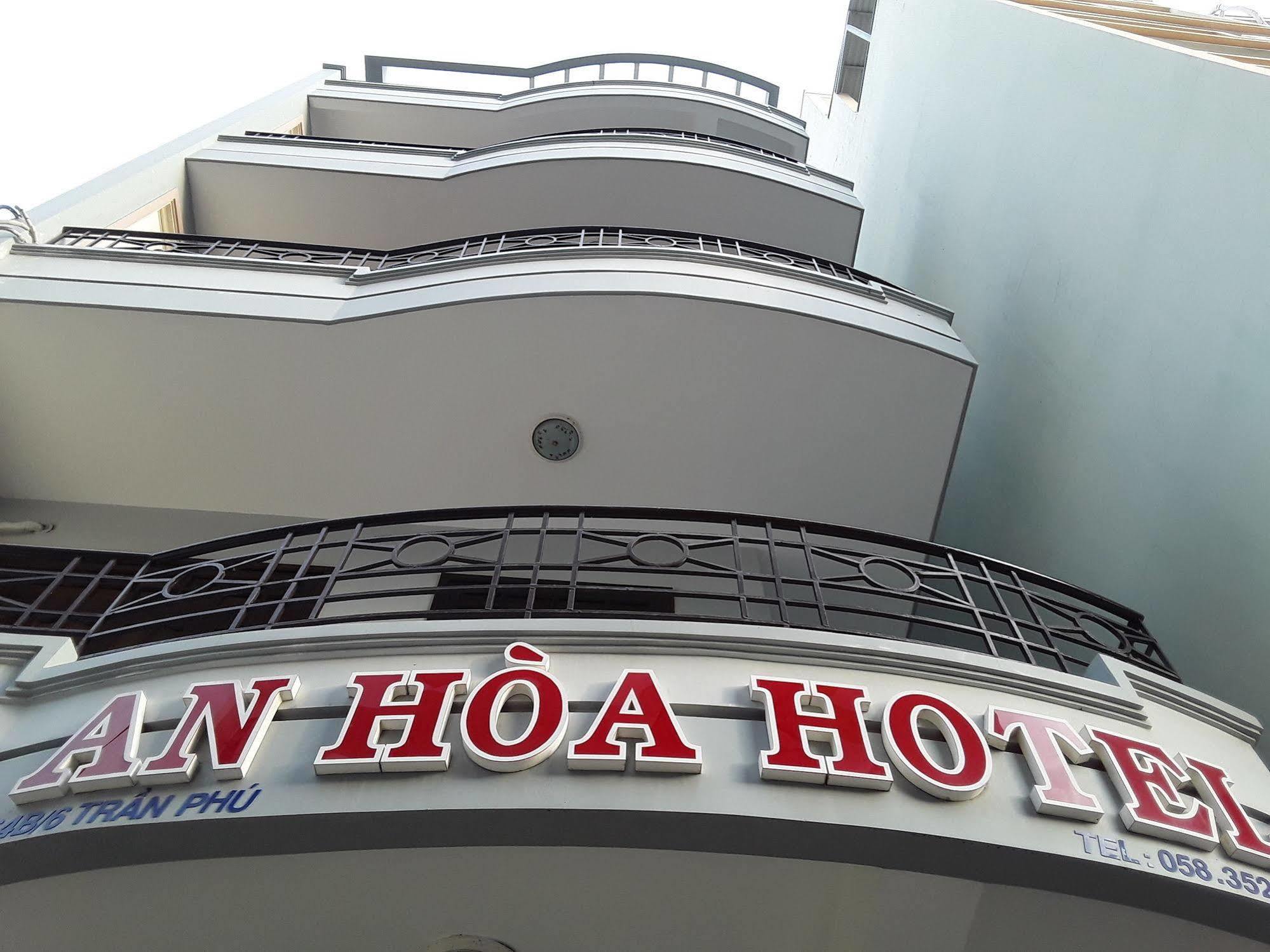 An Hoa *
