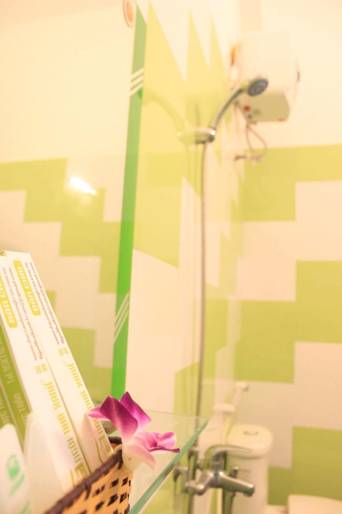 Ngoi Nha Xanh Hotel 3*